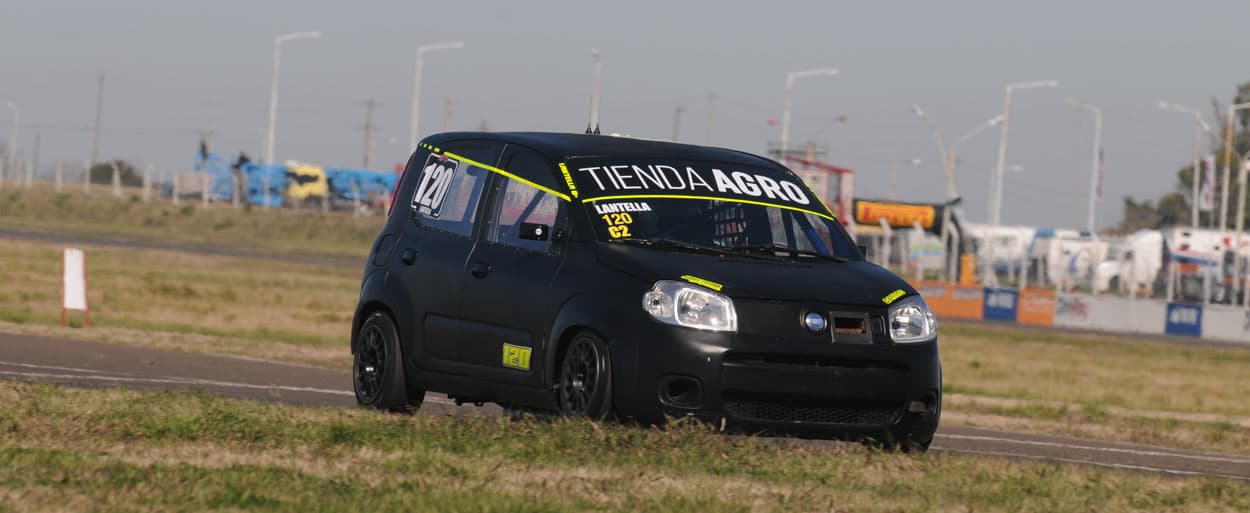 LUCAS BAYALA CAMBIA AUTO Y MODELO