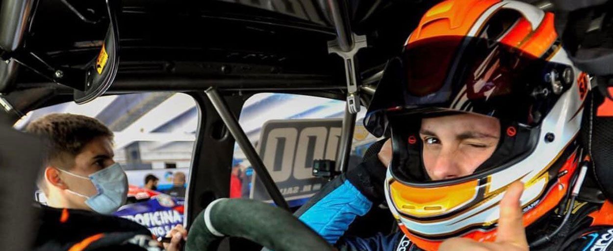 MAURO SALVI SE SUBE A UN FIESTA KINETIC