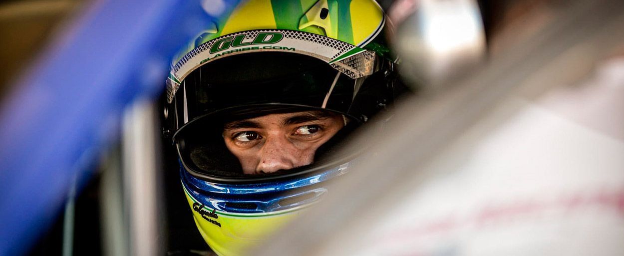 AYRTON CHORNE LLEGA AL TURISMO PISTA