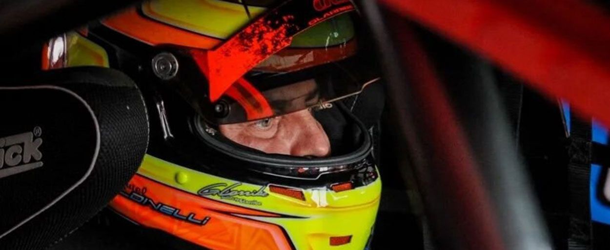 EZEQUIEL BALDINELLI REAPARECE A BORDO DE UN RENAULT CLIO