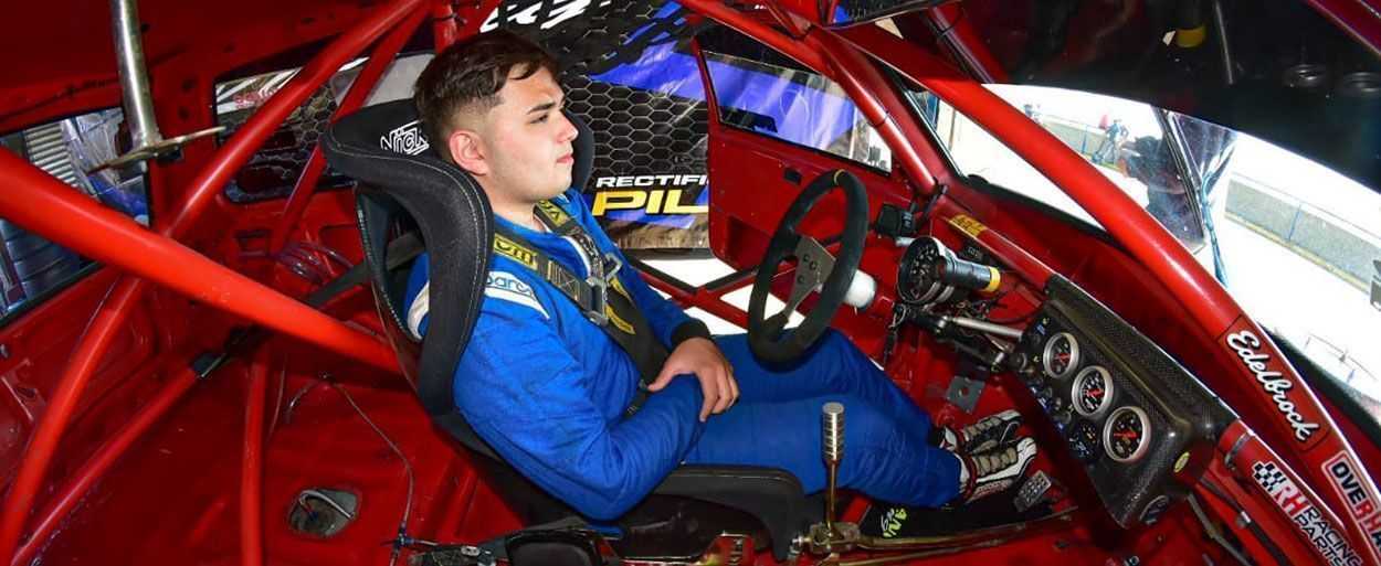MATÍAS SÁNCHEZ HACE SU PRESENTACIÓN EN EL TURISMO PISTA