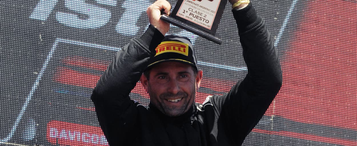 JOSÉ LUIS COSTAMAGNA: “ES MUY BUENO YA TENER LA CARRERA GANADA”
