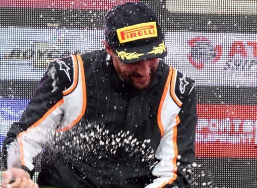 CARLOS MORIER Y LA ALEGRÍA DE FESTEJAR ANTE SU GENTE