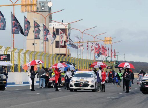 EL TURISMO PISTA VUELVE A LA PAMPA CON 143 MÁQUINAS