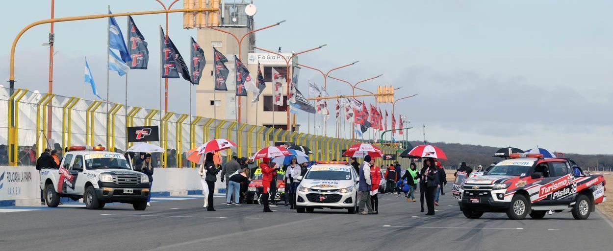 EL TURISMO PISTA VUELVE A LA PAMPA CON 143 MÁQUINAS