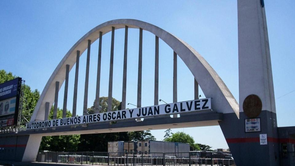 EL TURISMO PISTA PRESENTE EN LA REAPERTURA DEL GALVEZ