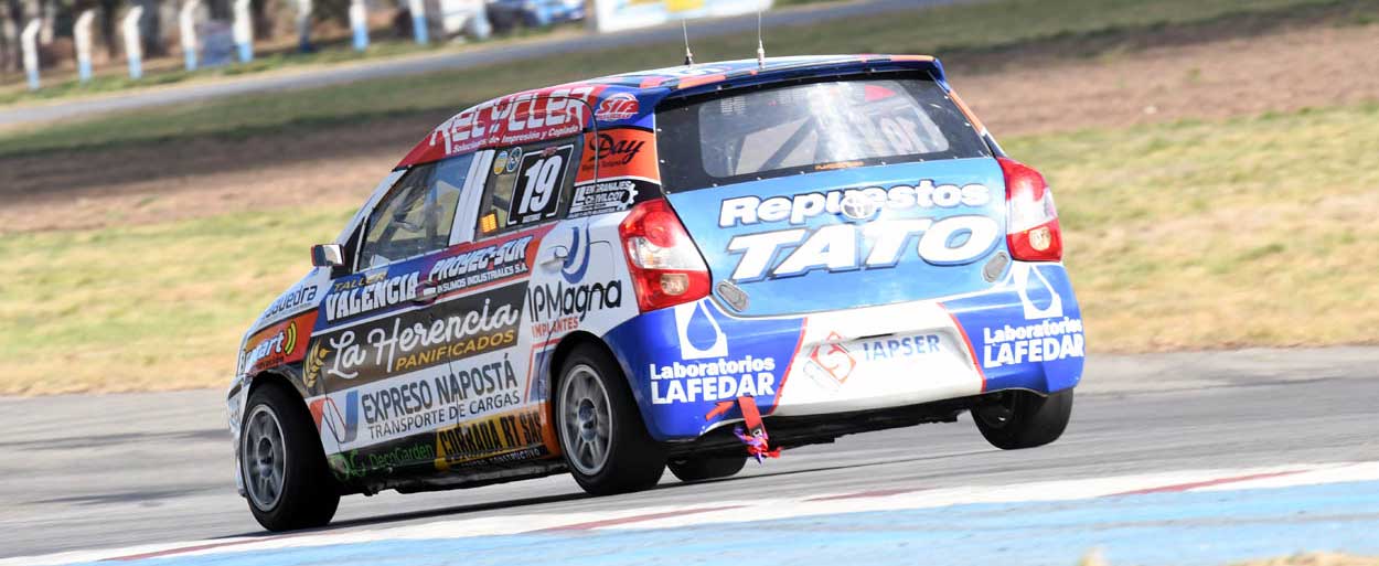 CERRETTI, GONZÁLEZ Y BASTIDAS, EN LAS SERIES DE LA CLASE TRES EN RÍO CUARTO