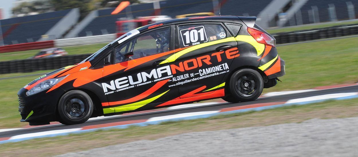 CLAPIER VA CON UN CAMPEON DEL TURISMO PISTA A LA PLATA