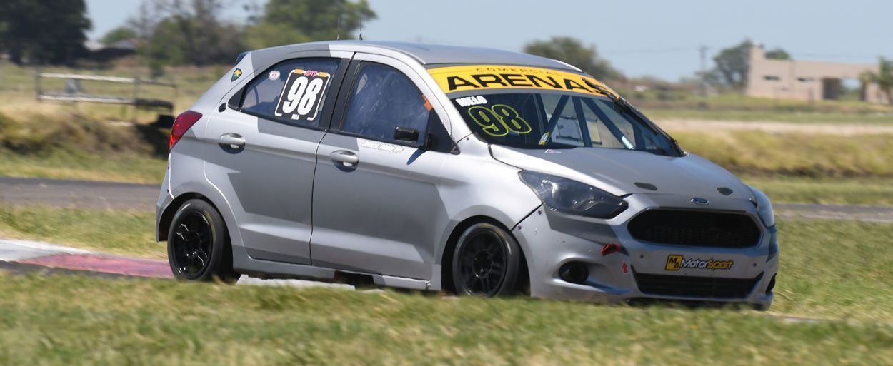 DEBUT CON POLE POSITION PARA JOAQUÍN MELO EN LA CLASE DOS