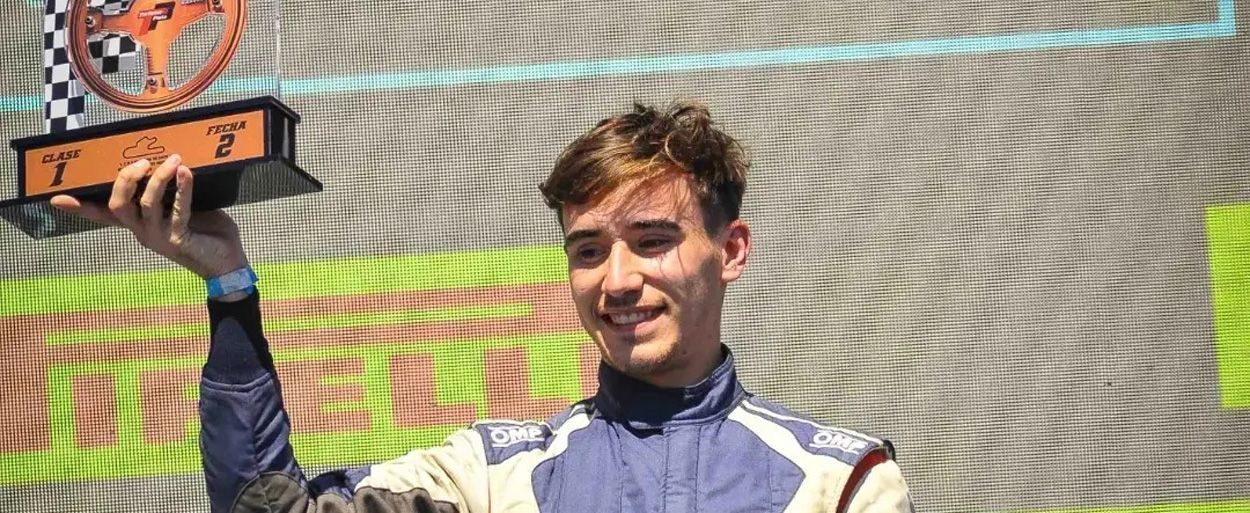 SANTIAGO LEGUIZAMÓN Y UN PODIO QUE INSPIRA CONFIANZA