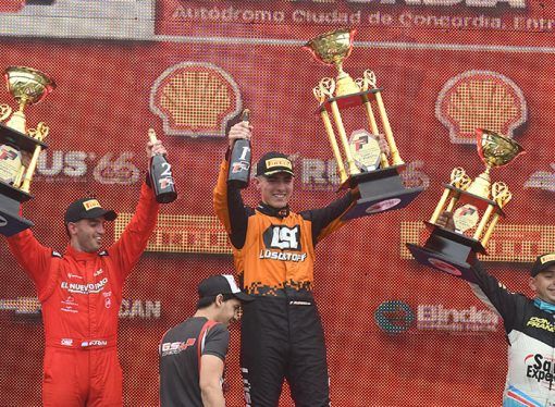 TRES DE TRES PARA FRANCISCO SUÁREZ EN LA CLASE UNO