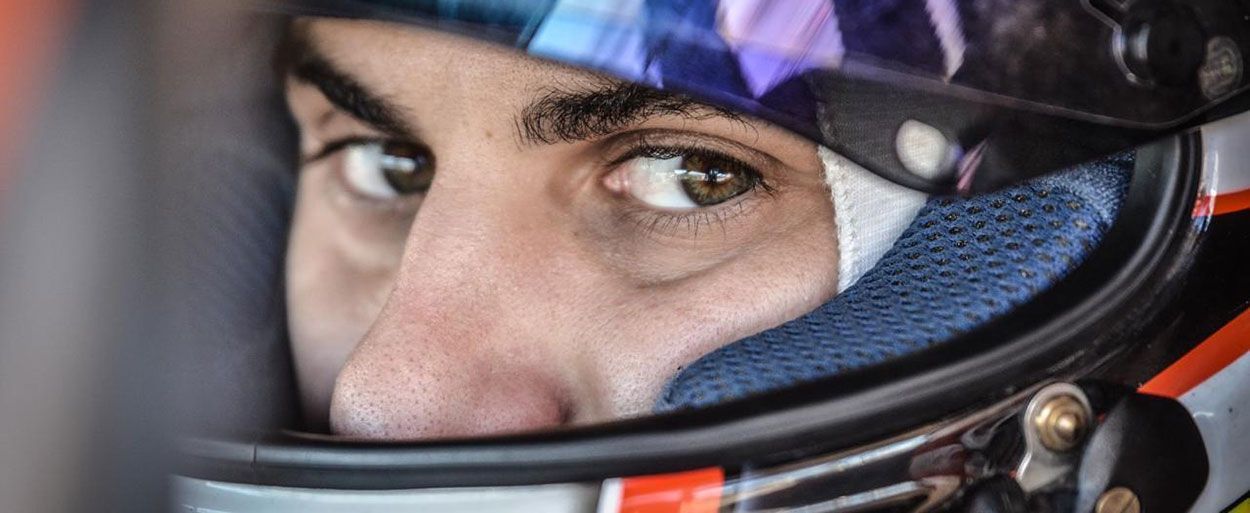 MARTÍN VÁZQUEZ HACE SUS PRIMERAS ARMAS EN EL TURISMO PISTA