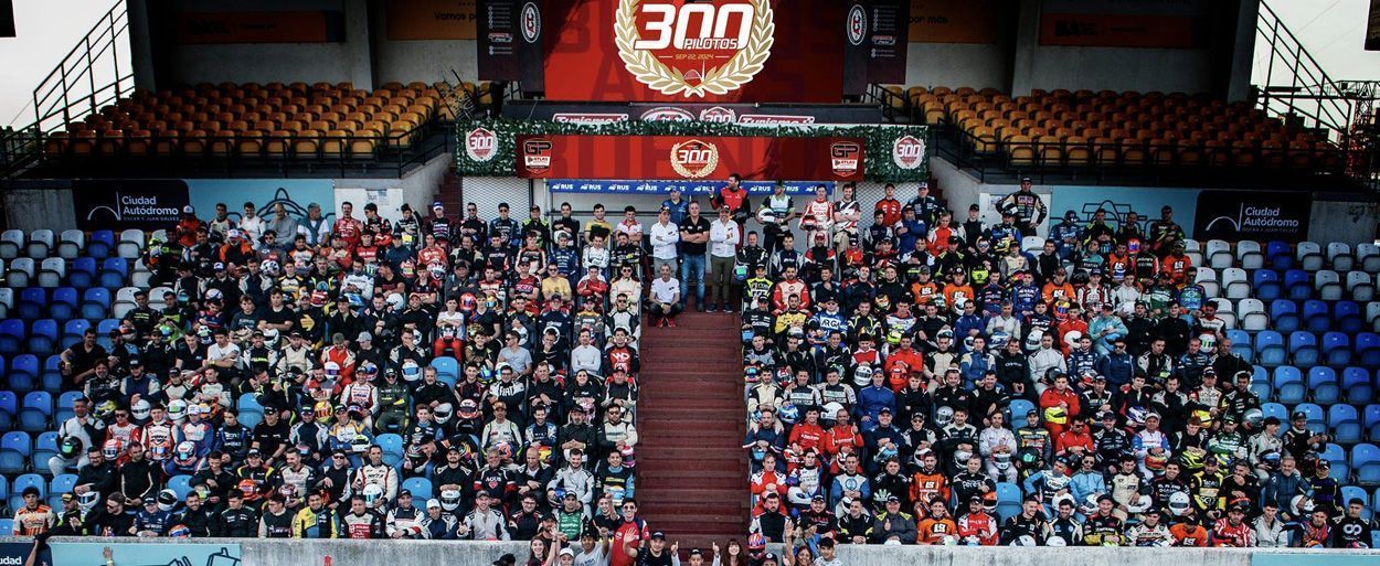 EL TURISMO PISTA CAUTIVÓ A LOS GRANDES INVITADOS QUE TUVO LA CARRERA DE LOS 300 PILOTOS