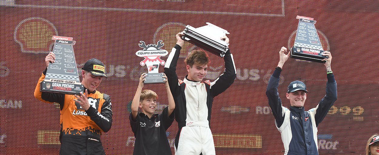 TOMÁS VITAR GANÓ EN EL GRAN PREMIO CORONACIÓN DE LA CLASE UNO