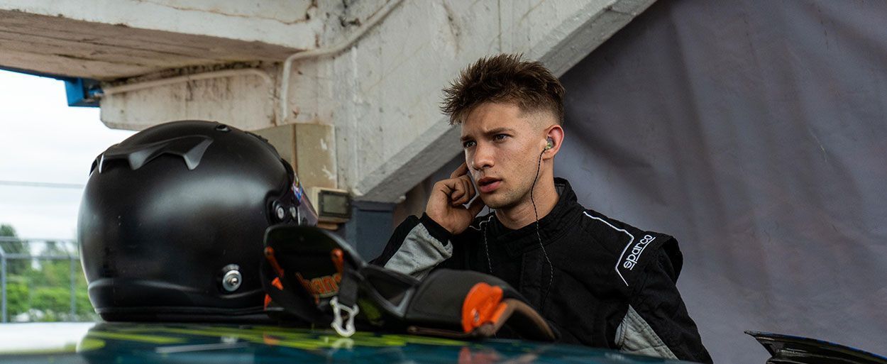 VALENTINO MATTIVE LLEGA DESDE OBERÁ A LA CLASE DOS DEL TURISMO PISTA