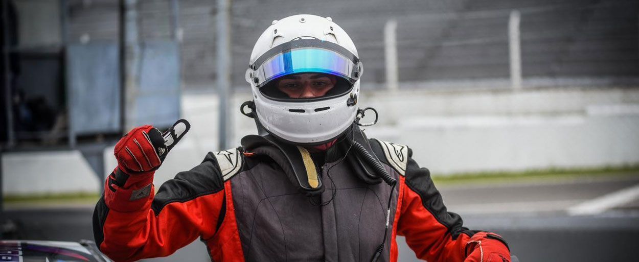 FELIPE TIBALDI Y EL GABRIEL FLORES MOTORSPORTS LLEGAN A LA CLASE DOS