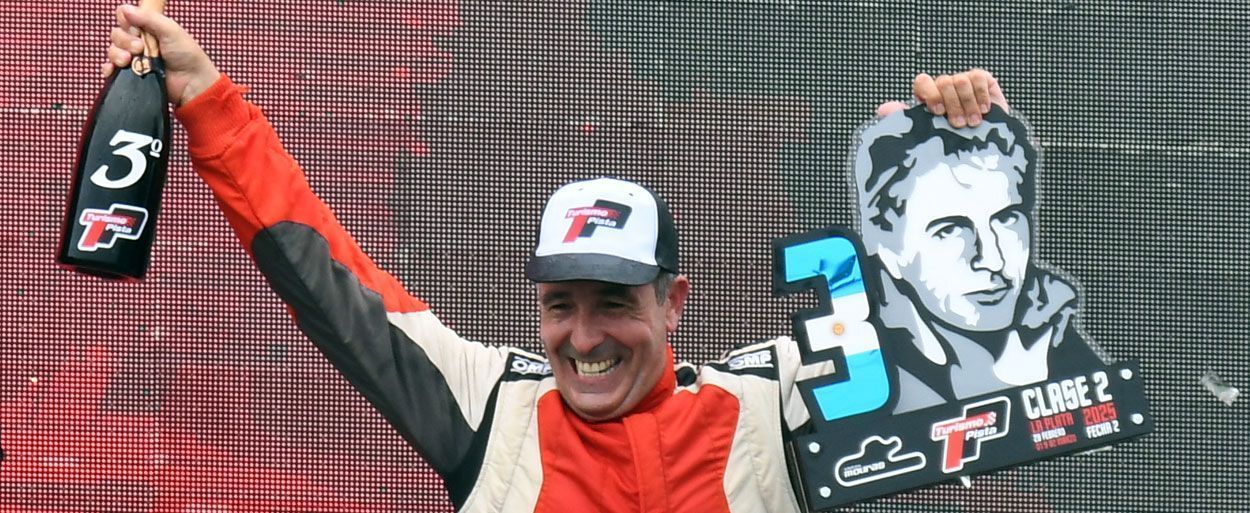 PABLO VÁZQUEZ SUMÓ UN NUEVO PODIO Y LIDERA EL CAMPEONATO