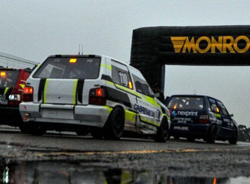 LA LLUVIA IMPIDIÓ LA REALIZACIÓN DE LAS SERIES DE LA CLASE UNO