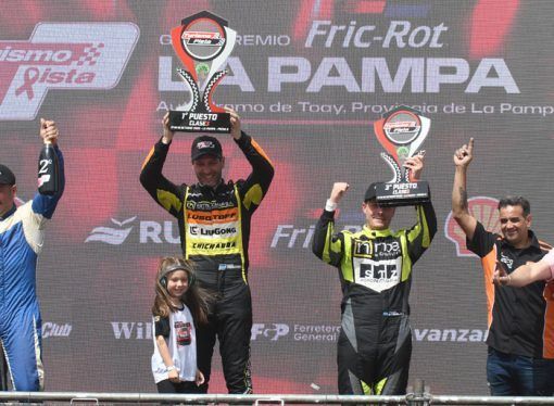 NICOLÁS PEZZUCCHI LE DIO UN NUEVO TRIUNFO AL FIESTA KINETIC EN LA CLASE TRES