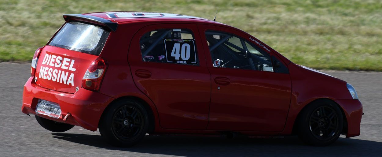 FONTANA, PEZZUCCHI Y VITAR ABRIERON EL DOMINGO DE LA CLASE TRES