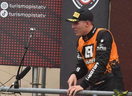 FRANCISCO SUÁREZ, OTRO CAMPEÓN QUE REAPARECE EN EL TURISMO PISTA