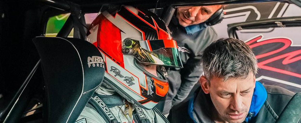 FELIPE REY VUELVE A LA CLASE DOS JUNTO AL JB RACING