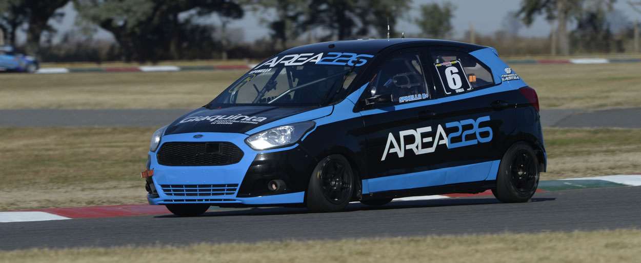 VALENTINO SPINELLA TERMINÓ EL VIERNES DE LA CLASE DOS EN LO MÁS ALTO