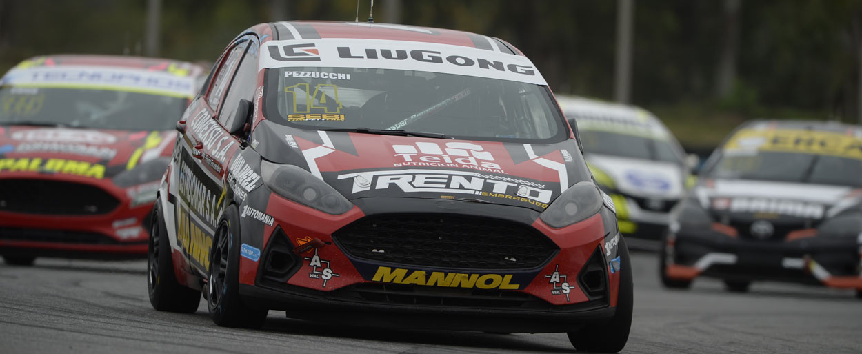 PEZZUCCHI, MARTINI Y CHICO TRIUNFARON EN LAS SERIES DE LA CLASE TRES