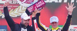 NICOLÁS GONZÁLEZ HEREDÓ EL ESCALÓN MÁS ALTO DEL PODIO ENTRE LOS INVITADOS DE LA CLASE UNO